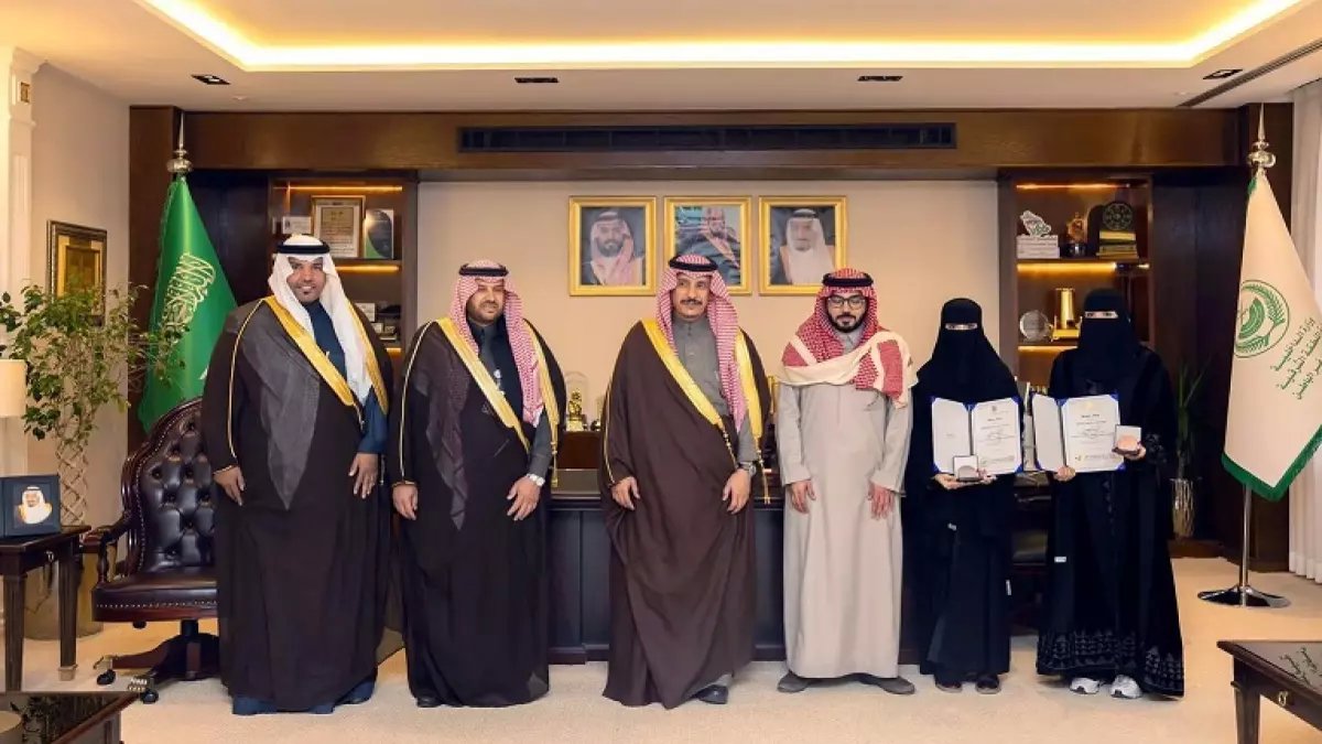 عاجل: طلاب سعوديون يحطمون الأرقام القياسية عالمياً... إنجازات تفخر بها المملكة!