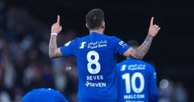 الهلال ضد الحزم.. الزعيم يفوز بثلاثية ويعزز صدارة الدوري السعودي (فيديو)