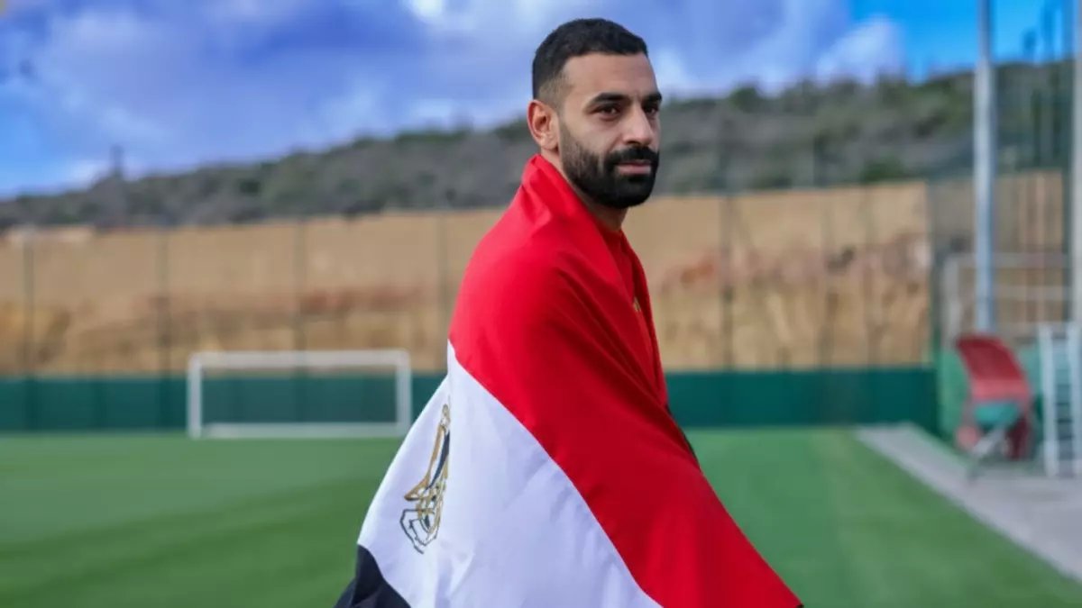 عاجل: حسام حسن يصدر قرارًا صادمًا بمنع اللاعبين من الكلام مع الحكم... صلاح الوحيد المسموح له!