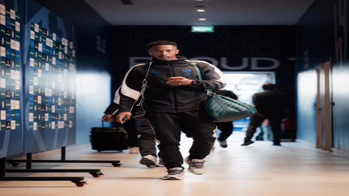 عاجل: صدمة في الهلال قبل دقائق من انطلاق مواجهة الحزم... متعب الحربي خارج الملعب!