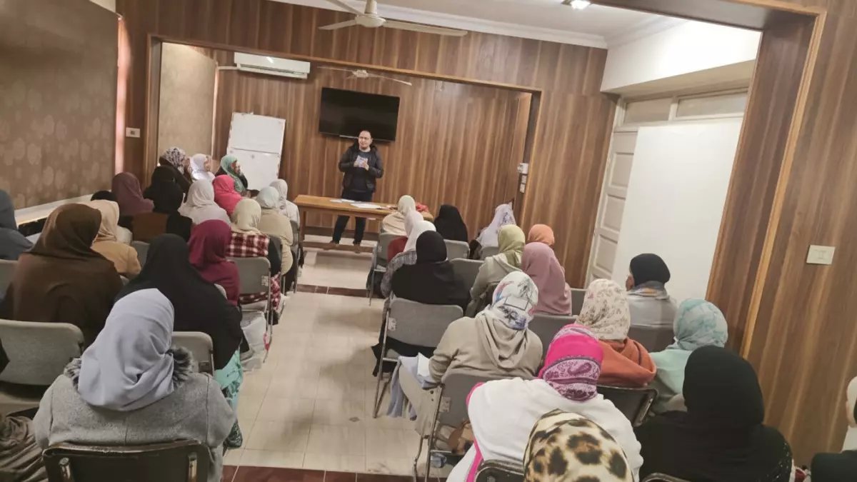 عاجل: تدريب ثوري في بني سويف يحول 15 ألف سيدة لمستفيدات من خدمات صحية مجانية - النتائج صادمة!