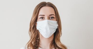 تحذير لمنظمة الصحة العالمية: الكمامة غير كافية للحماية من الأنفلونزا وكوفيد