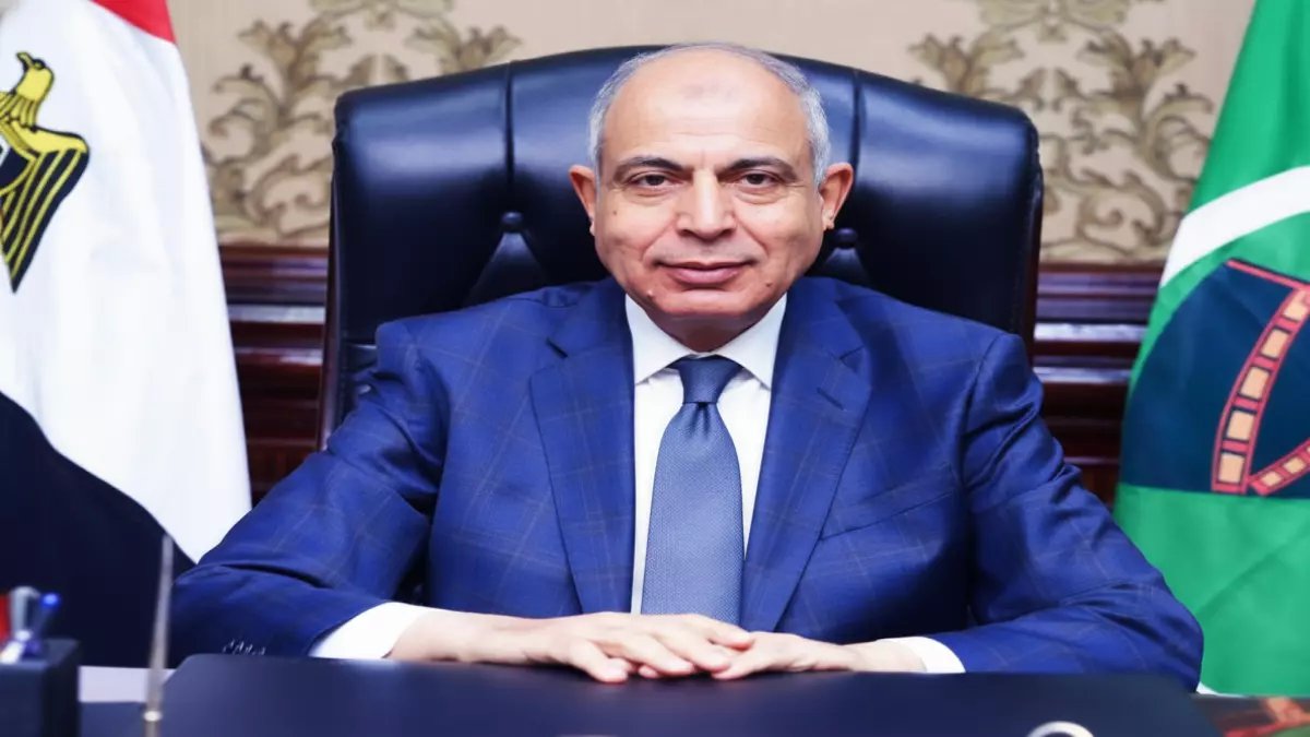 عاجل: محافظ المنيا يطلق خدمات طبية مجانية للحجاج... تسهيلات استثنائية قبل الرحلة المقدسة!