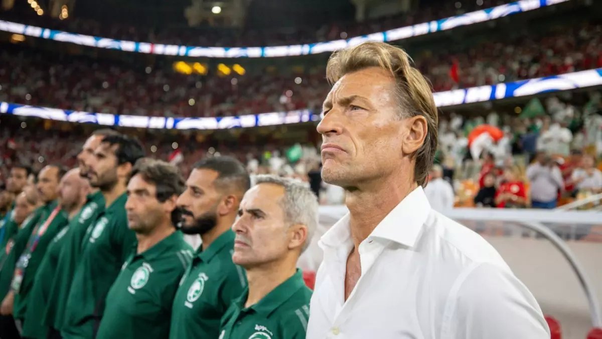 أنكشف المستور.. هذا ما كان يفعله رينارد والمنتخب السعودي سراً قبل أيام من مباراة نصف نهائي كأس العرب !