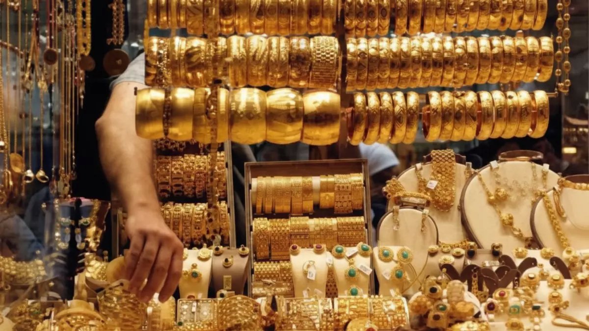 عاجل: صدمة في أسعار الذهب اليوم - عيار 21 يتجاوز 6000 جنيه لأول مرة!