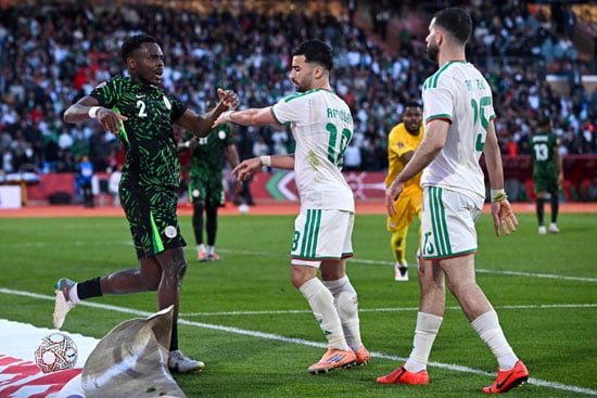 مباراة الجزائر ونيجيريا الشوط الثانى مباراة الجزائر ونيجيريا الشوط الثانى