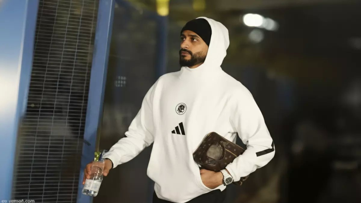 عاجل: إصابة العمري تهدد النصر قبل ديربي الرياض الناري - هل يخسر الأصفر نجمه أمام الهلال؟