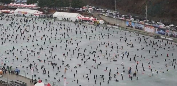 نهر متجمد نهر متجمد