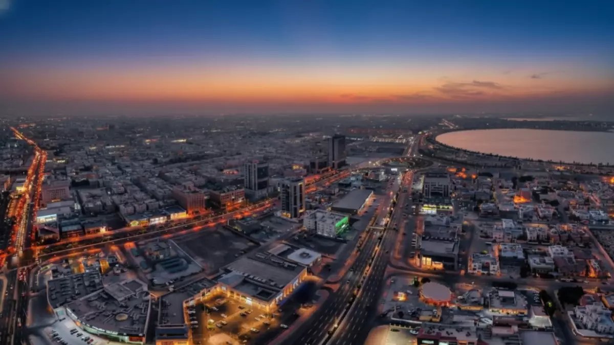 عاجل: ضباب كثيف يشل الحركة في الشرقية... انعدام رؤية خطير حتى الـ8 صباحاً!