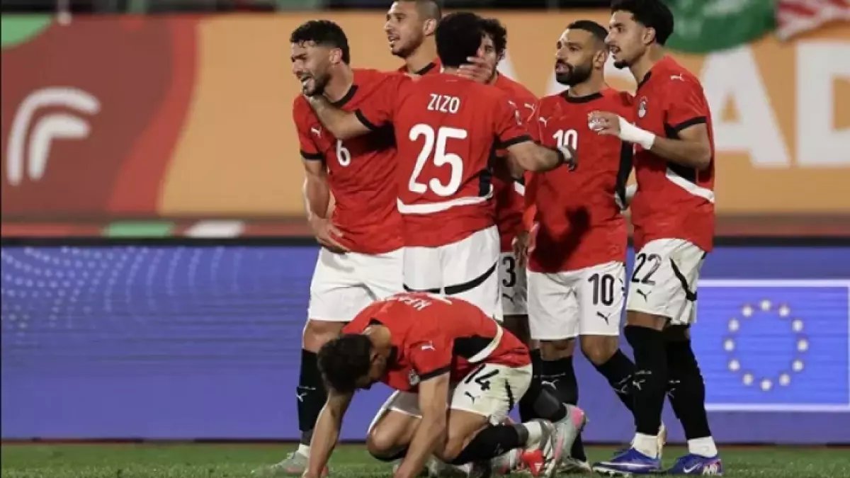 صلاح ومرموش يقودان مذبحة تاريخية: مصر تسحق حامل اللقب 3-2 وتصل لنصف نهائي الأمم الإفريقية!