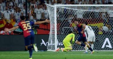 مواعيد مباريات اليوم الأحد 11 - 1 - 2026 والقنوات الناقلة