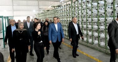 رئيس الوزراء يفتتح مجمع شين جين المتكامل للمنسوجات باستثمارات 20مليون دولار