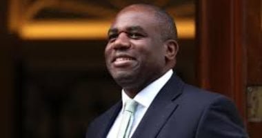 مسئول بريطاني بارز يكشف موقف نائب ترامب من تقنية «جروك» بعد جدل واسع