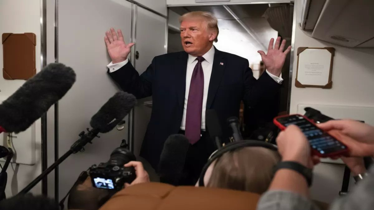 عاجل: ترامب يتلقى خطة سرية لضرب إيران غداً... مشرعون يحذرون: 'قد تشعل حرباً إقليمية!'