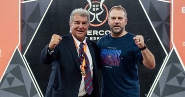 برشلونة ضد الريال.. هانز فليك يواصل سجله المثالي في النهائيات