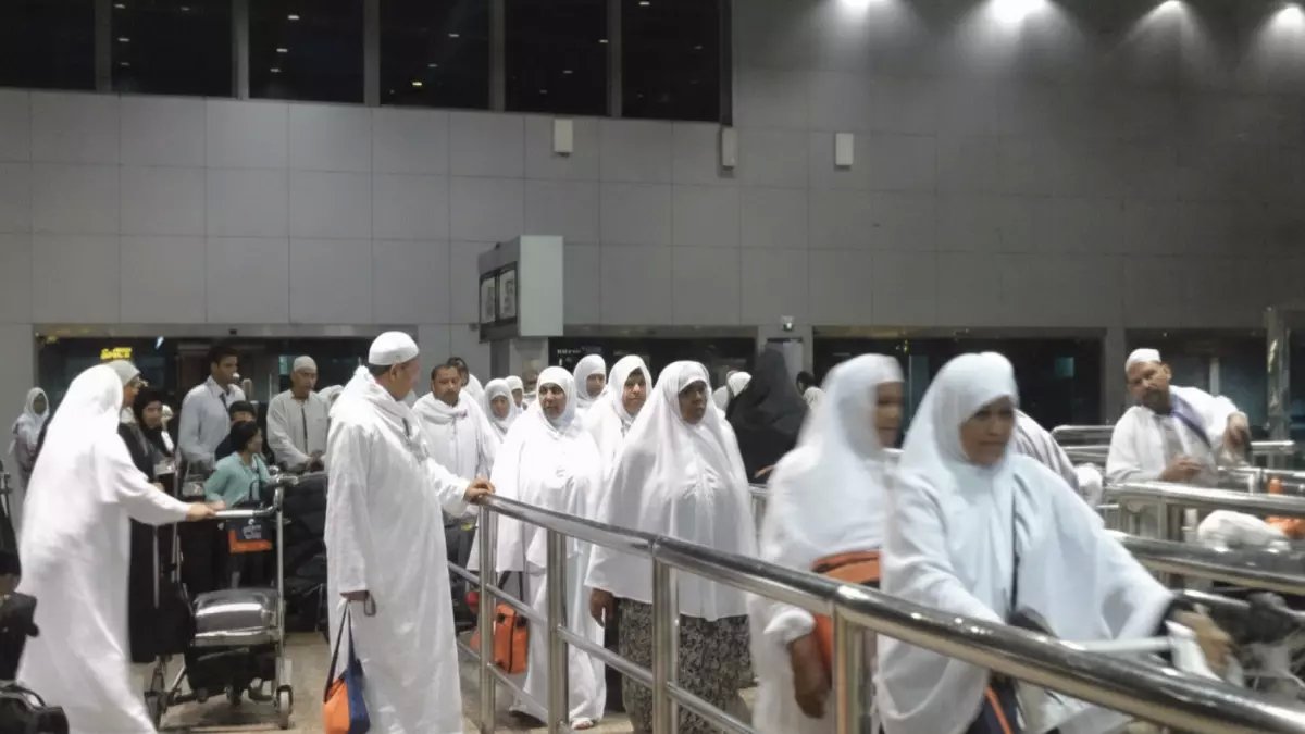 عاجل: الصحة تكشف مواقع الـ 160 مكتباً للتطعيمات الإجبارية... هل حصلت على تطعيمك للحج والعمرة؟