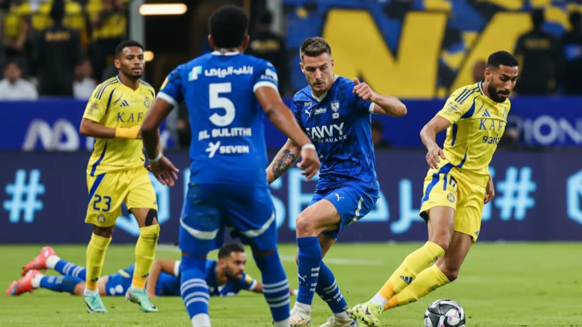 عاجل: ديربي الرياض الناري اليوم - الهلال يواجه النصر في معركة القمة... وليفربول يدخل التاريخ!