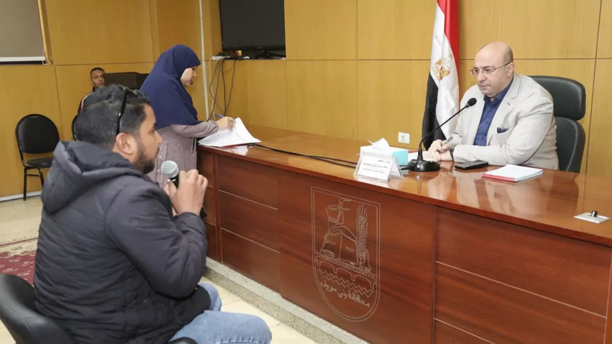 عاجل: محافظ بني سويف يحل شكاوى المواطنين خلال أسبوع واحد... نتائج صادمة!