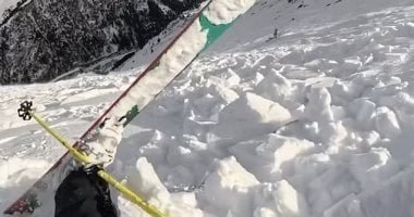 انهيار جليدى مفاجئ يجرف متزلجة محترفة وكلبها فى جبال أندورا