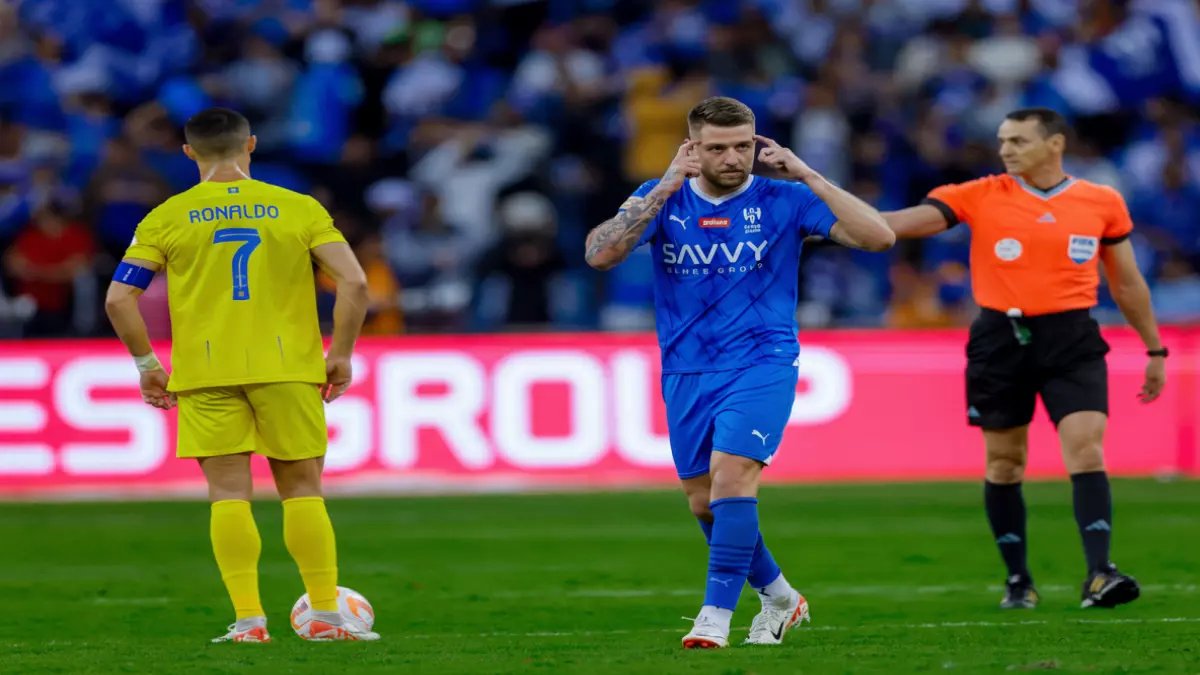 عاجل: رونالدو يهز المملكة بهدف عالمي ضد الهلال... النصر يخطف الصدارة في الكلاسيكو الأسطوري!