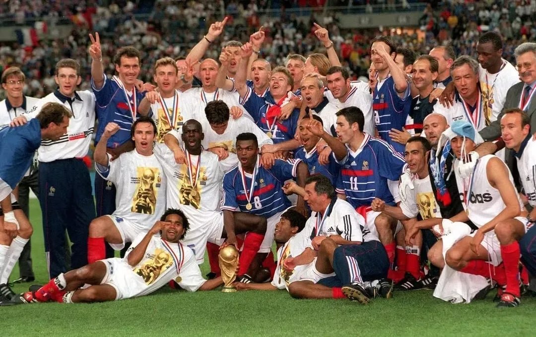 فرنسا والبرازيل فى نهائي 98 فرنسا والبرازيل فى نهائي 98