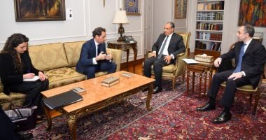 وزير الخارجية يلتقى ممثل سكرتير عام حلف الناتو لشئون الجوار الجنوبى