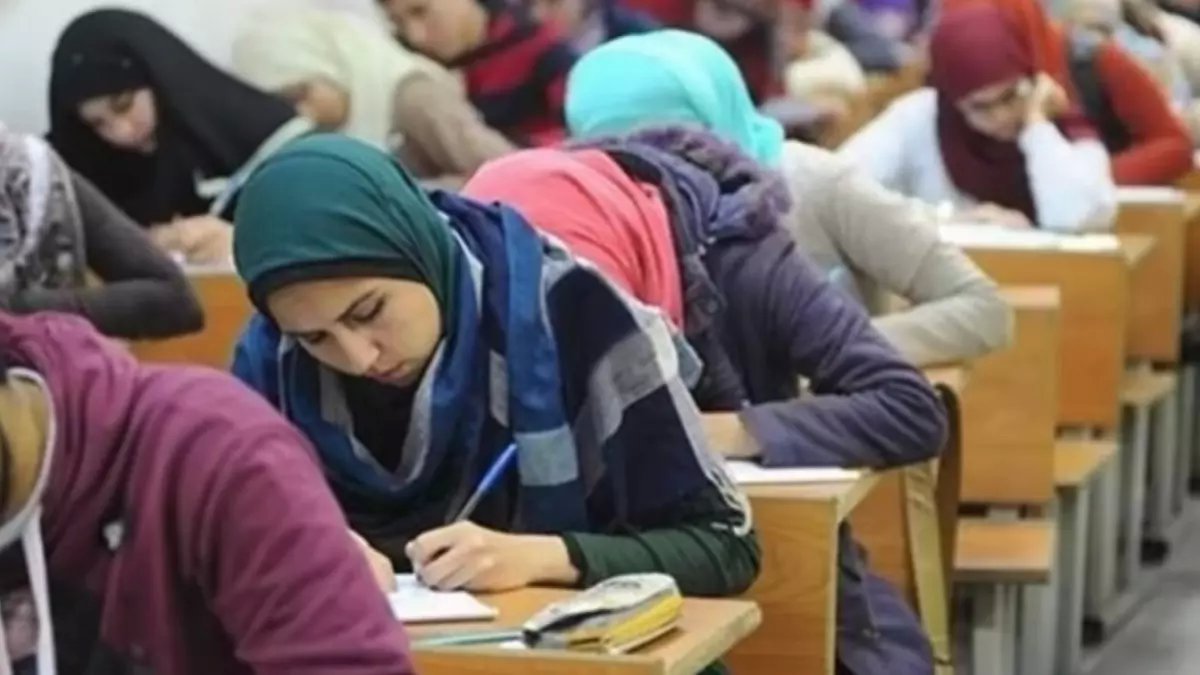 عاجل: جداول امتحانات الشهادة الإعدادية 2026 مُعلنة رسمياً - تبدأ 15 يناير بـ 9 محافظات!