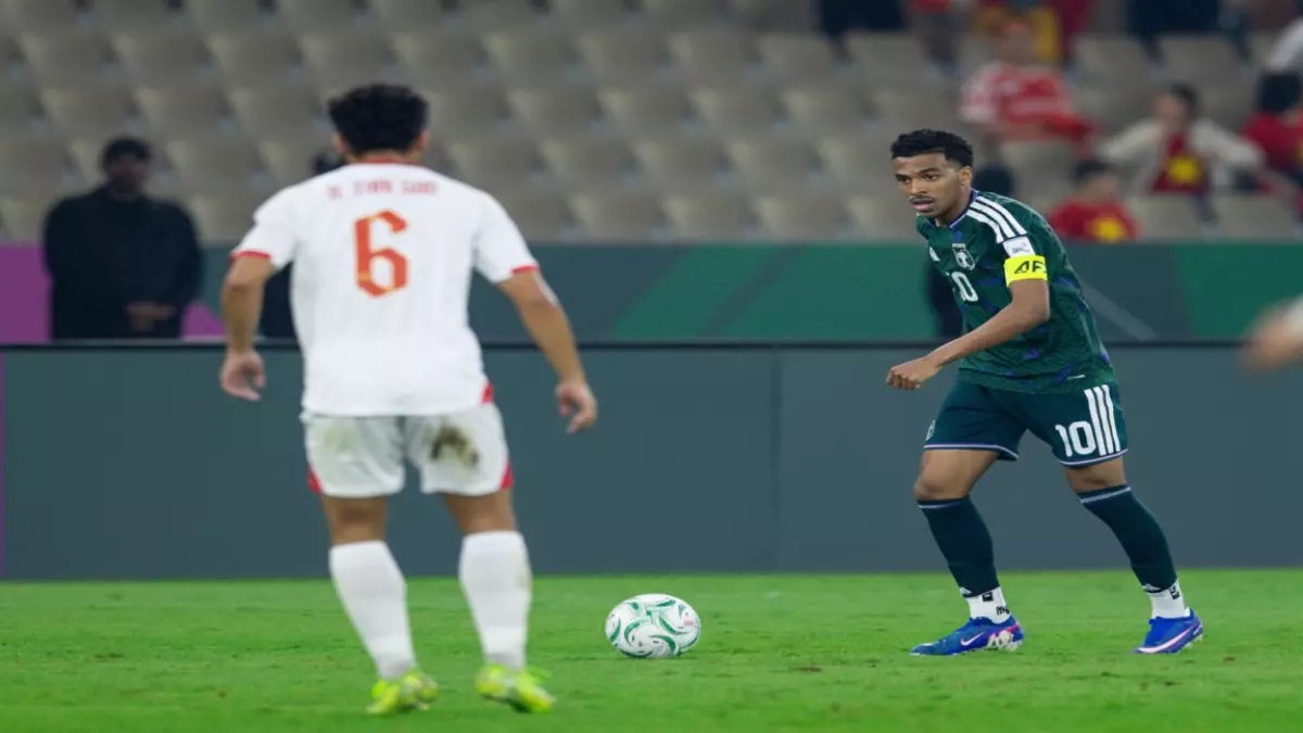 صادم: فيتنام تطيح بالأخضر السعودي وتسحق أحلام جيل كامل - الوداع المؤلم من الدار!