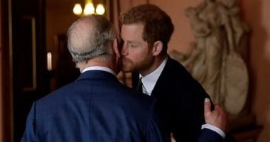 تشارلز يعرض على هارى وميجان الإقامة في قصره الريفي خلال زيارتهم المملكة المتحدة