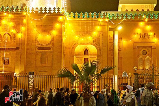 زوار مولد السيدة