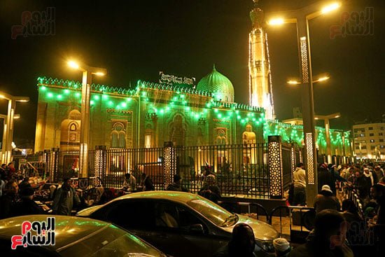 الضوء يرسم الطريق