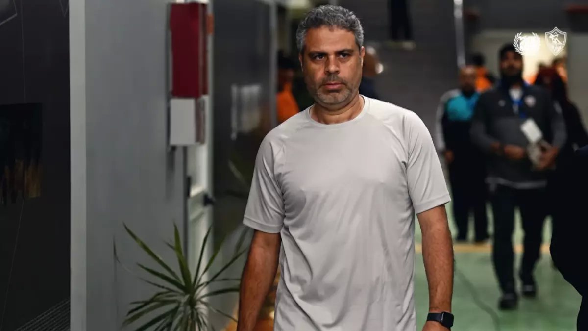 عاجل: مدرب الزمالك يكشف سر الأزمة الحقيقية... "حالة سلبية نفسية" تدمر الفريق قبل معركة المصري!