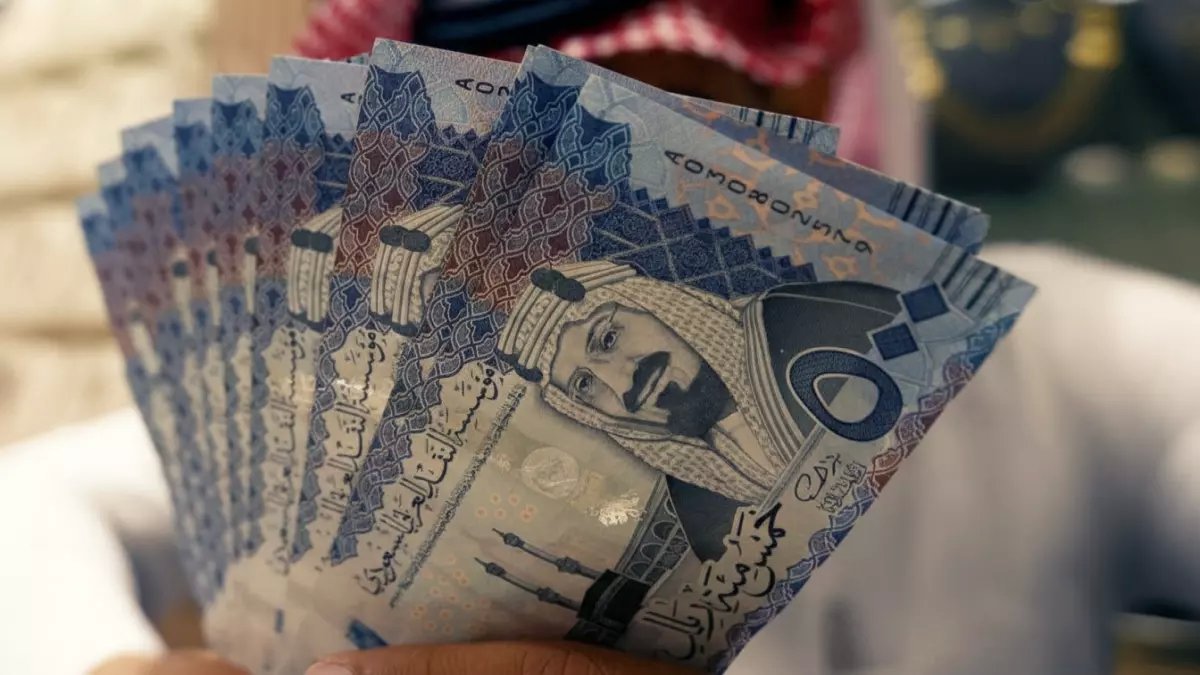 عاجل: أسعار الريال السعودي تستقر عند 12.73 جنيه - تحديث البنوك اليوم الاثنين!