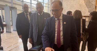 توافد النواب علي القاعة العامة استعدادا لانطلاق جلسة انتخابات اللجان النوعية