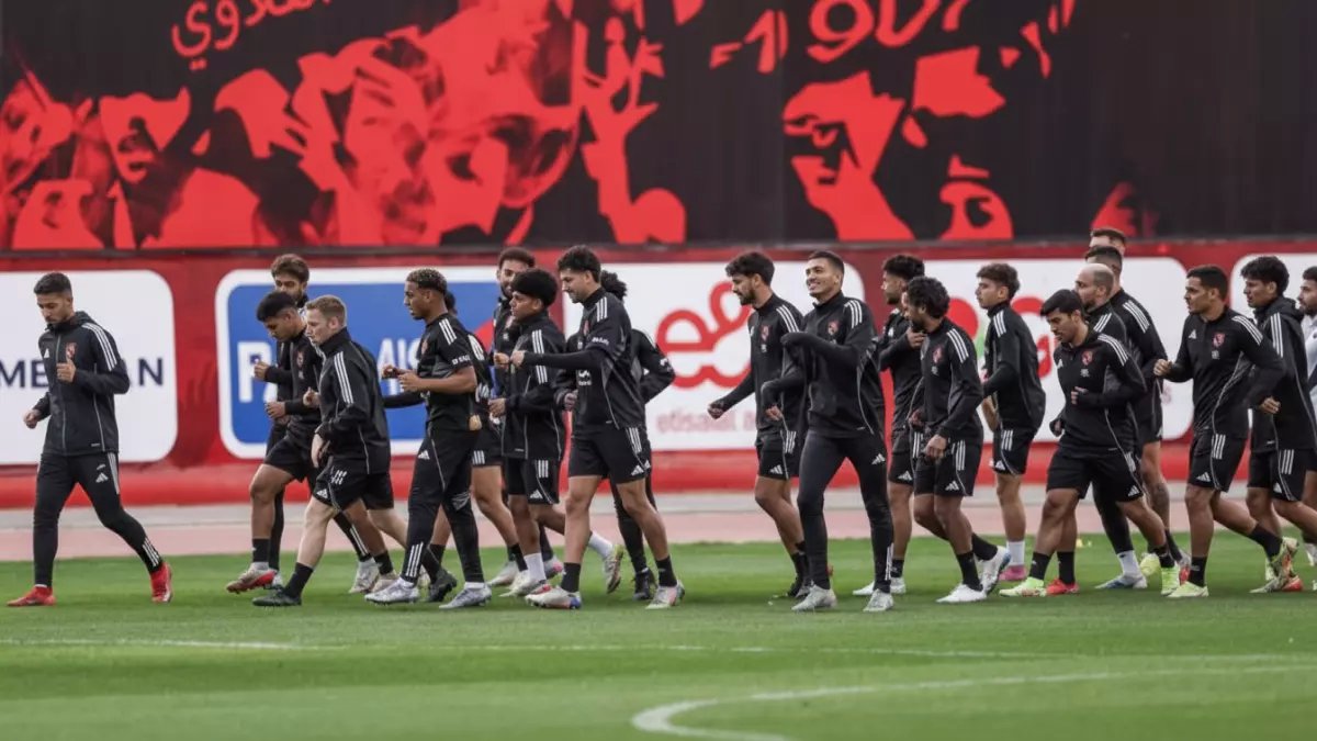 عاجل: الأهلي يدخل معسكر مغلق استعداداً لمعركة طلائع الجيش الحاسمة... هل ينقذ المركز السادس؟
