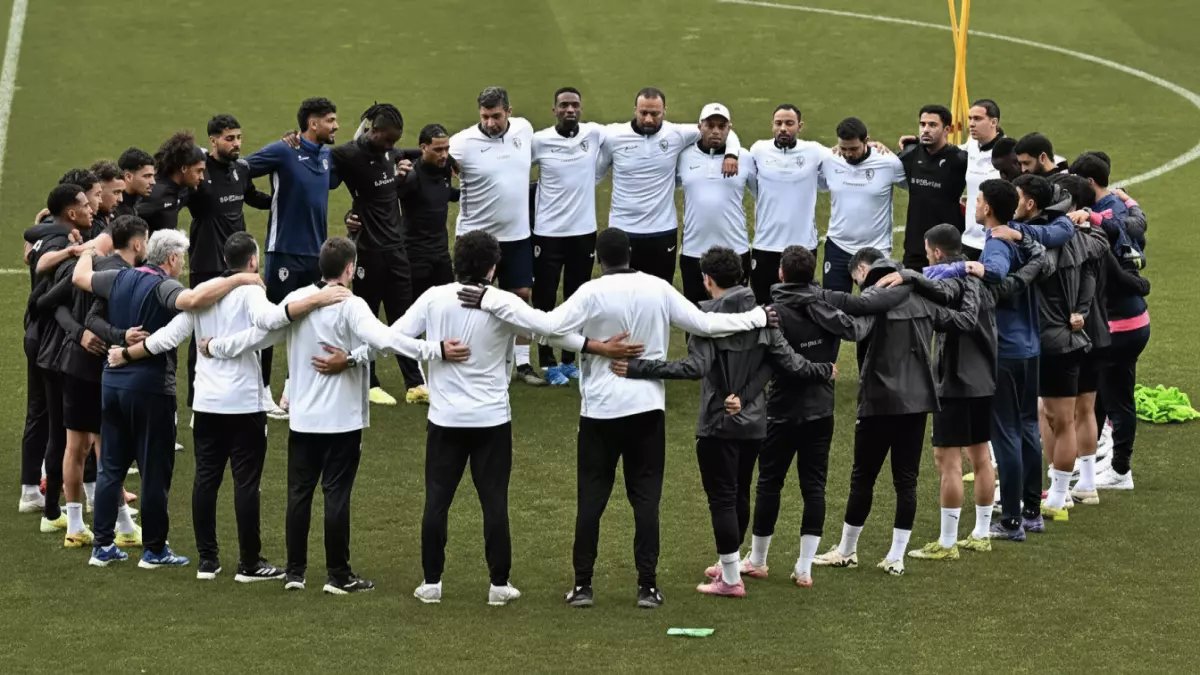 عاجل: تدريبات سرية للزمالك قبل مواجهة المصري… هل تنقذ معتمد جمال من خسارة مدوية ثانية؟