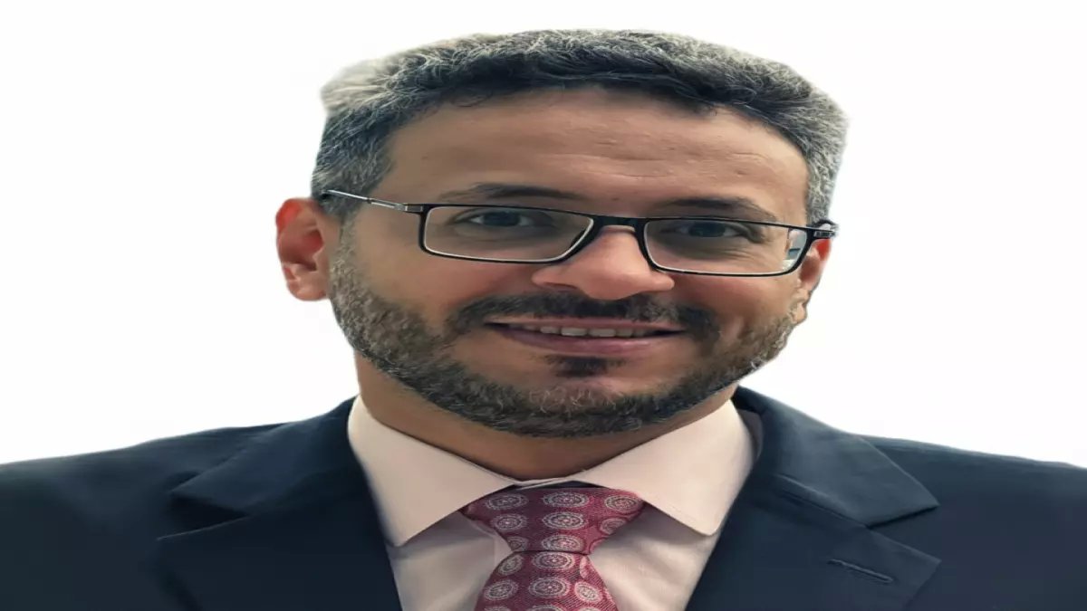 عاجل: معمر الإرياني يكشف المشروع السري لإعادة هندسة اليمن... خطة استراتيجية تقلب المعادلات!