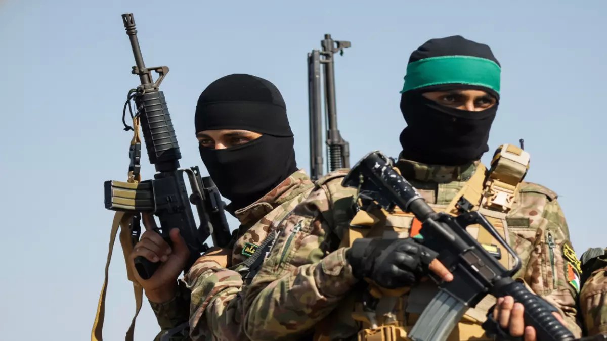 عاجل: أمريكا تكشف السر المدوي - حماس توافق على نزع سلاحها بالكامل... هل انتهت المقاومة؟