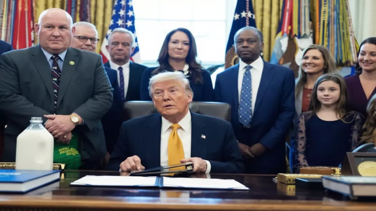 عاجل: ترمب يكشف السر الخطير الذي أوقف المجزرة في إيران... 3428 قتيلاً والعدد مرعب!