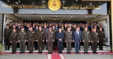 الكلية العسكرية التكنولوجية تحتفل بتخريج الدورة التدريبية الأولى لطلبة "التدريب المهنى" التابع لهيئة قناة السويس