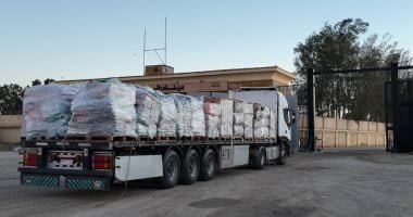 الهلال الأحمر المصرى يدفع قافلة زاد العزة الـ117 بحمولة 8 آلاف طن مساعدات