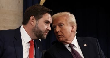 صوت حاسم لنائب ترامب يسقط قرار صلاحيات الحرب فى فنزويلا بمجلس الشيوخ