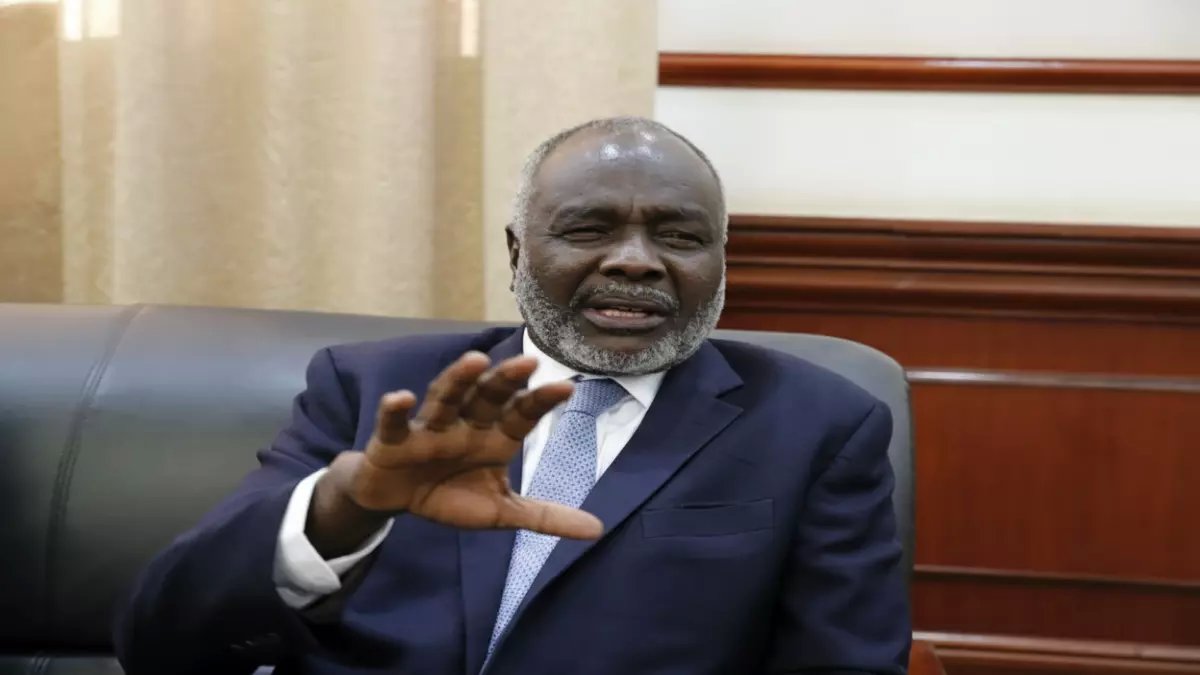 صادم: السودان يخسر 50 طن ذهب مُهربة والنفط ينهار بنسبة 50%.. وزير المالية يكشف الكارثة!