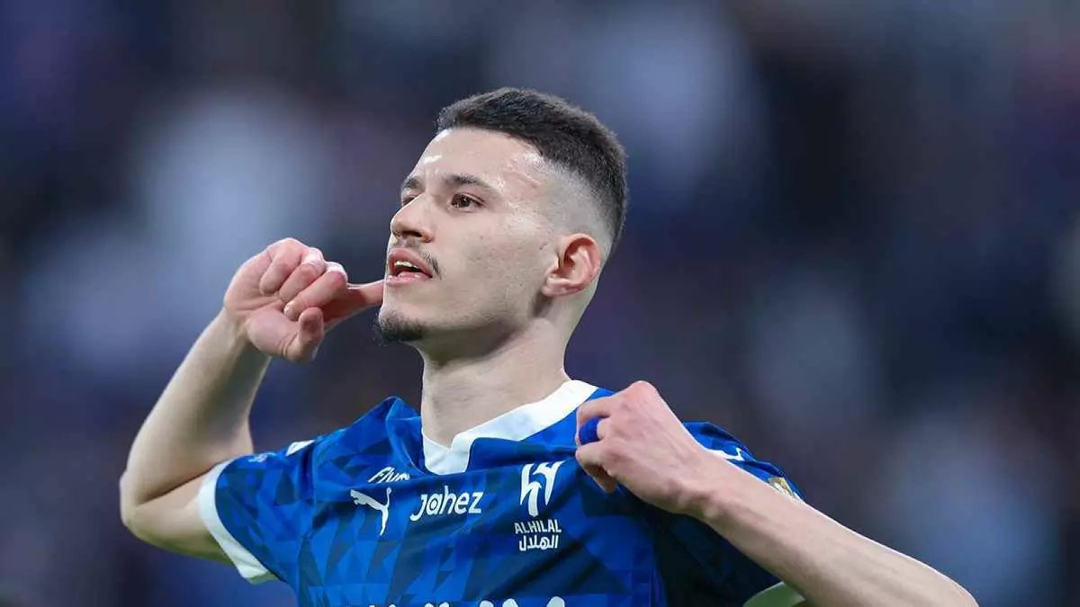 عاجل: فضيحة تهدد النصر بالإيقاف... الحمدان وقع والإدارة رفضت - عقوبات كارثية تنتظر العالمي!