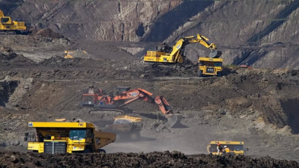 عاجل: السعودية تطلق مشروع تعديني بـ192 مليار ريال... هل تصبح قوة عالمية في المعادن النادرة؟