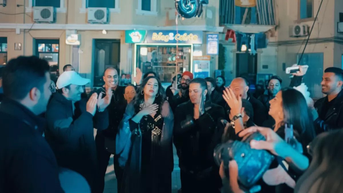 شاهد: ياسمين عبد العزيز ترقص بجنون في عيد ميلادها… مفاجآت مسلسل 'وننسى اللي كان' تشعل رمضان 2026!