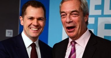 عضو بارز بالمحافظين البريطانى ينشق لصالح حزب الإصلاح.. ما القصة؟