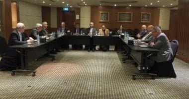 بدء أول اجتماعات اعضاء اللجنة الوطنية الفلسطينية لإدارة غزة بالقاهرة
