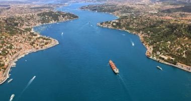 توقف الملاحة فى مضيق الدردنيل بتركيا بعد تعطل محرك ناقلة نفط