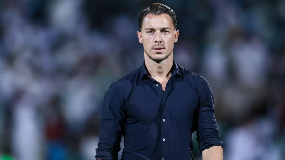 عاجل: يايسله يرفض تفريط الأهلي في "قاتل الشباك" توني… الأسباب الـ4 الصادمة التي منعت صفقة أوروبا المليونية!